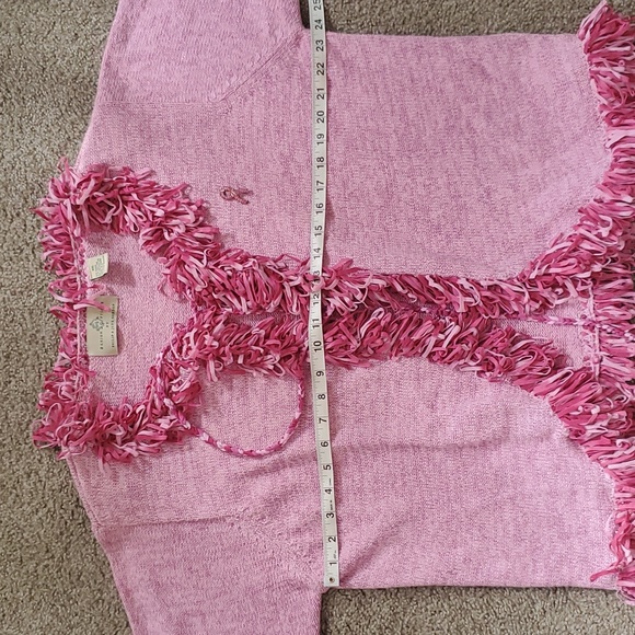 Like new! Design Options by Philip & Jane Gordon breast cancer fringe sweater - Picture 10 of 11